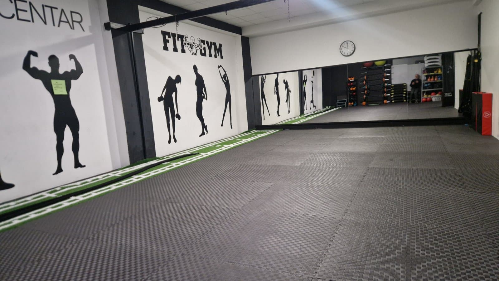 FIT GYM Koprivnica teretana, sprave i prostor - fotografija 9
